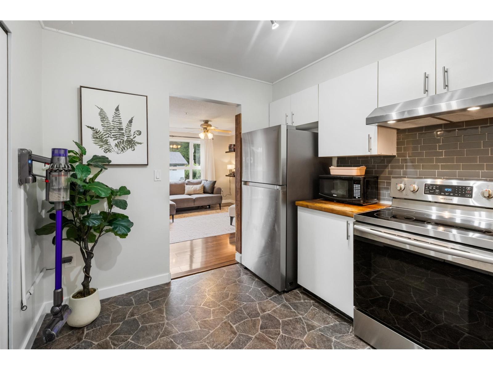 416 33165 2 AVENUE, Mission