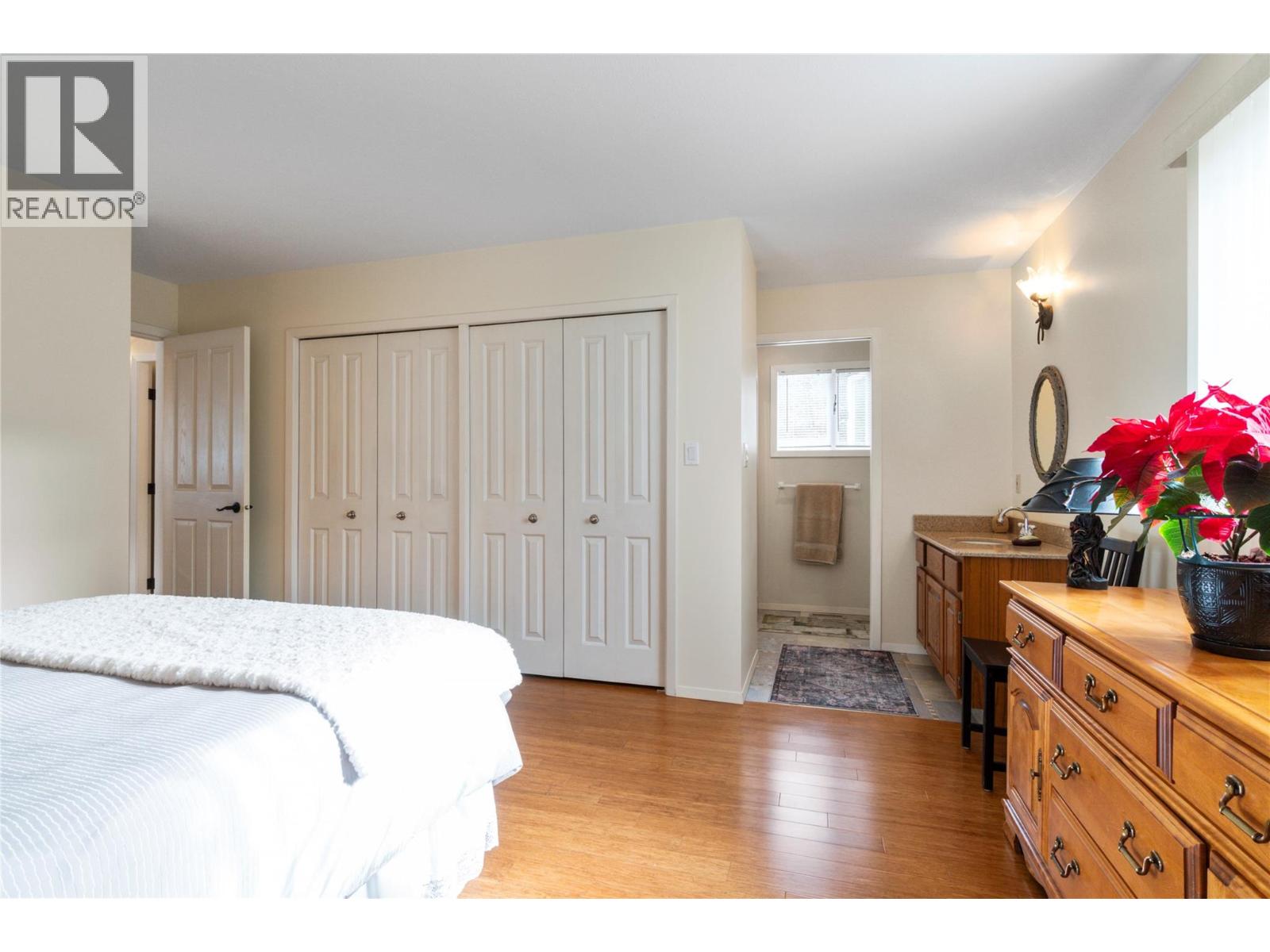 1280 Lakeshore Road NE, Salmon Arm