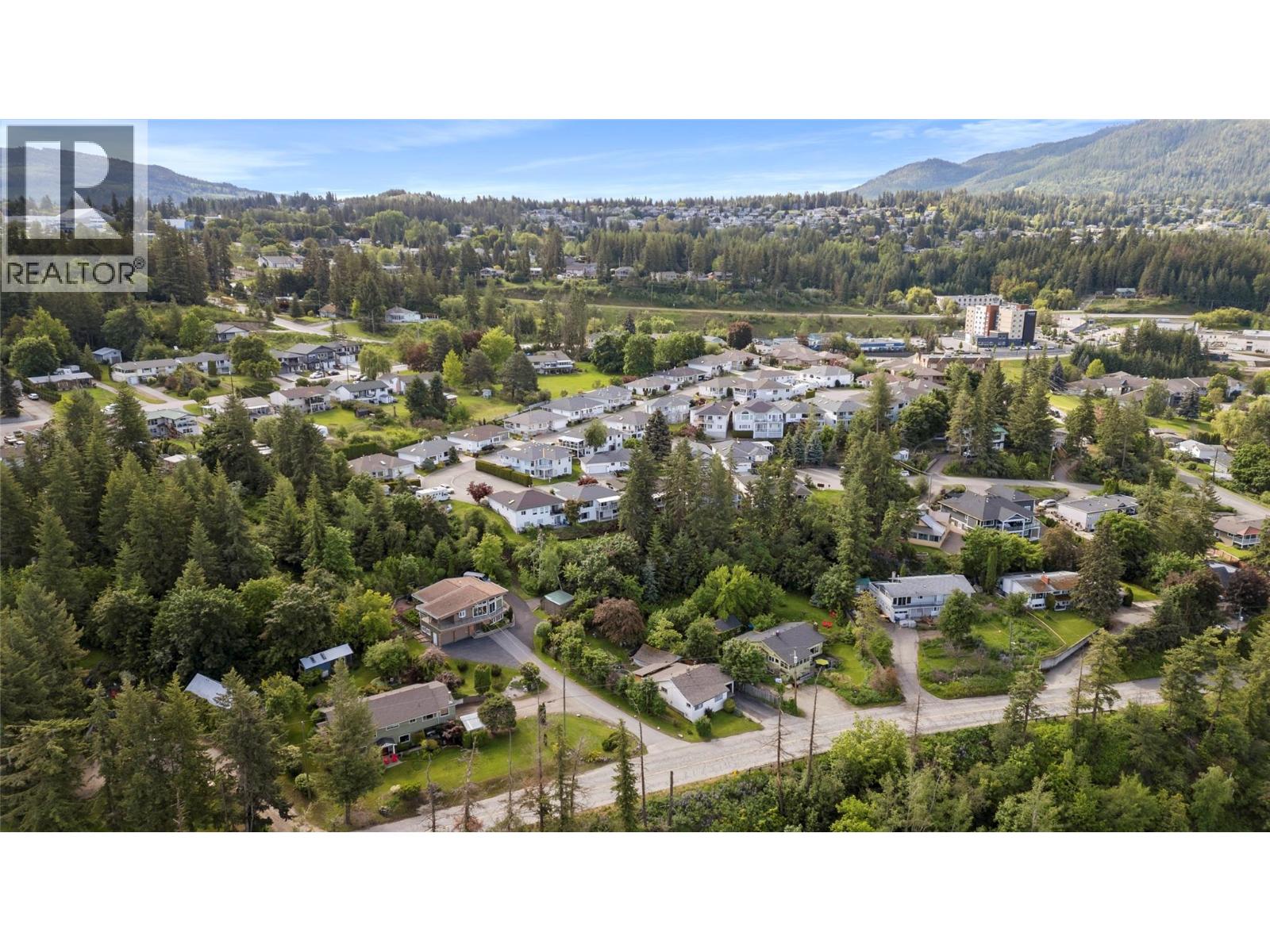 1280 Lakeshore Road NE, Salmon Arm