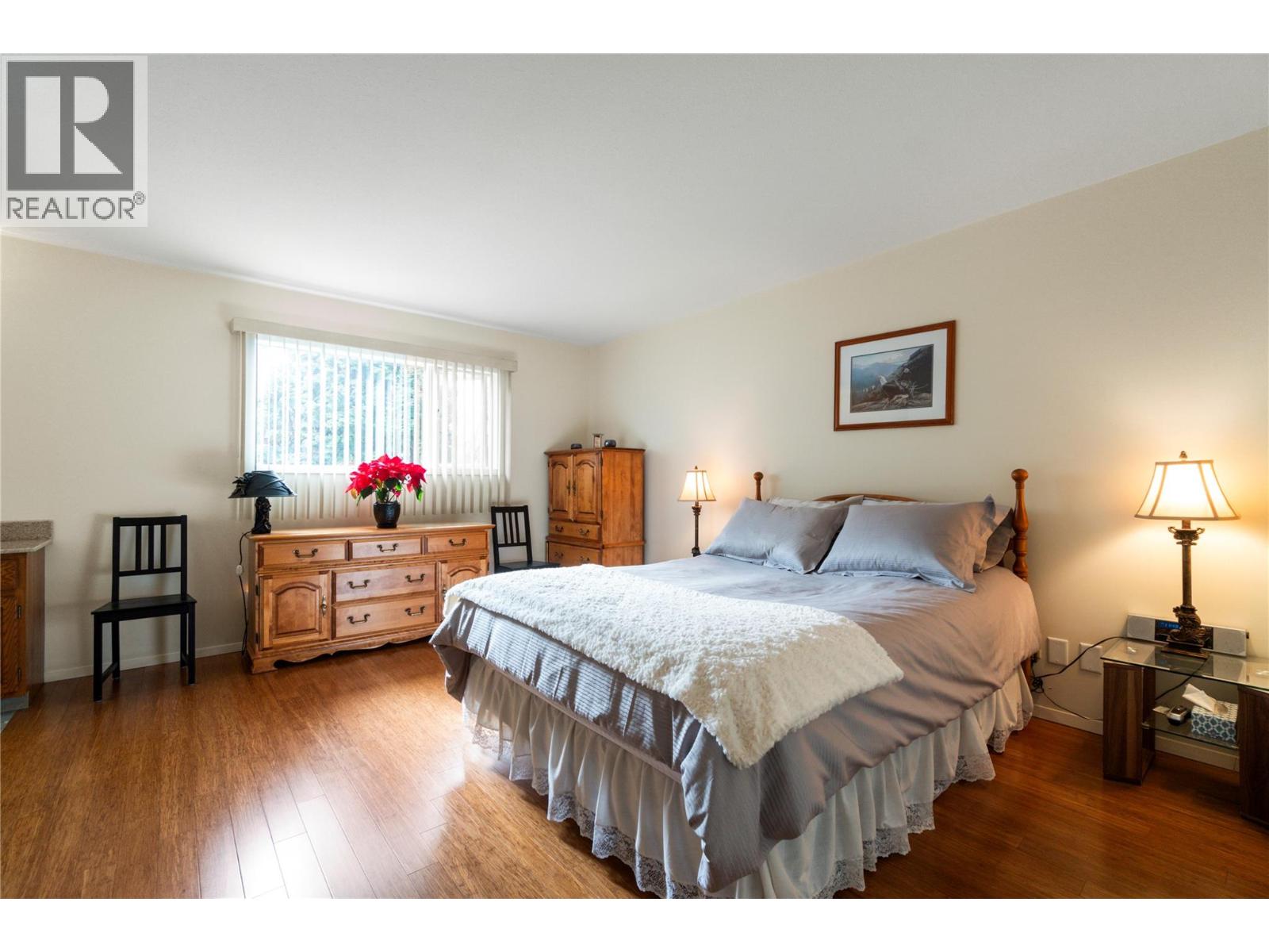 1280 Lakeshore Road NE, Salmon Arm