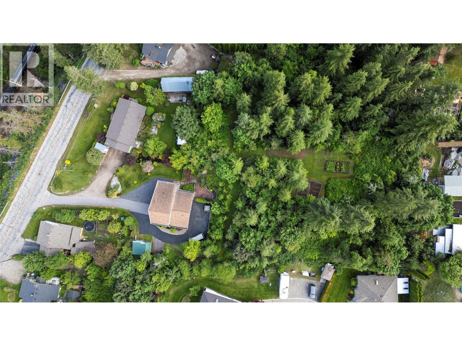 1280 Lakeshore Road NE, Salmon Arm