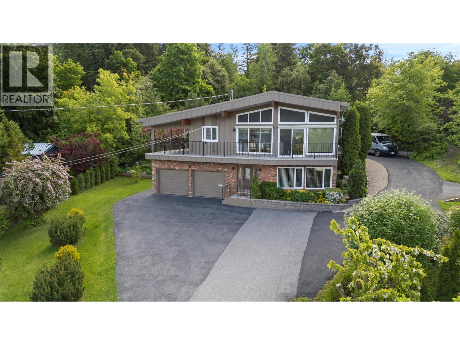 1280 Lakeshore Road NE, Salmon Arm