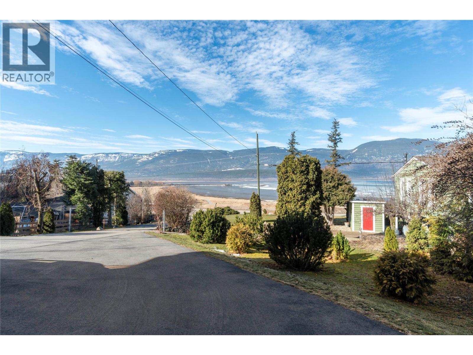 1280 Lakeshore Road NE, Salmon Arm