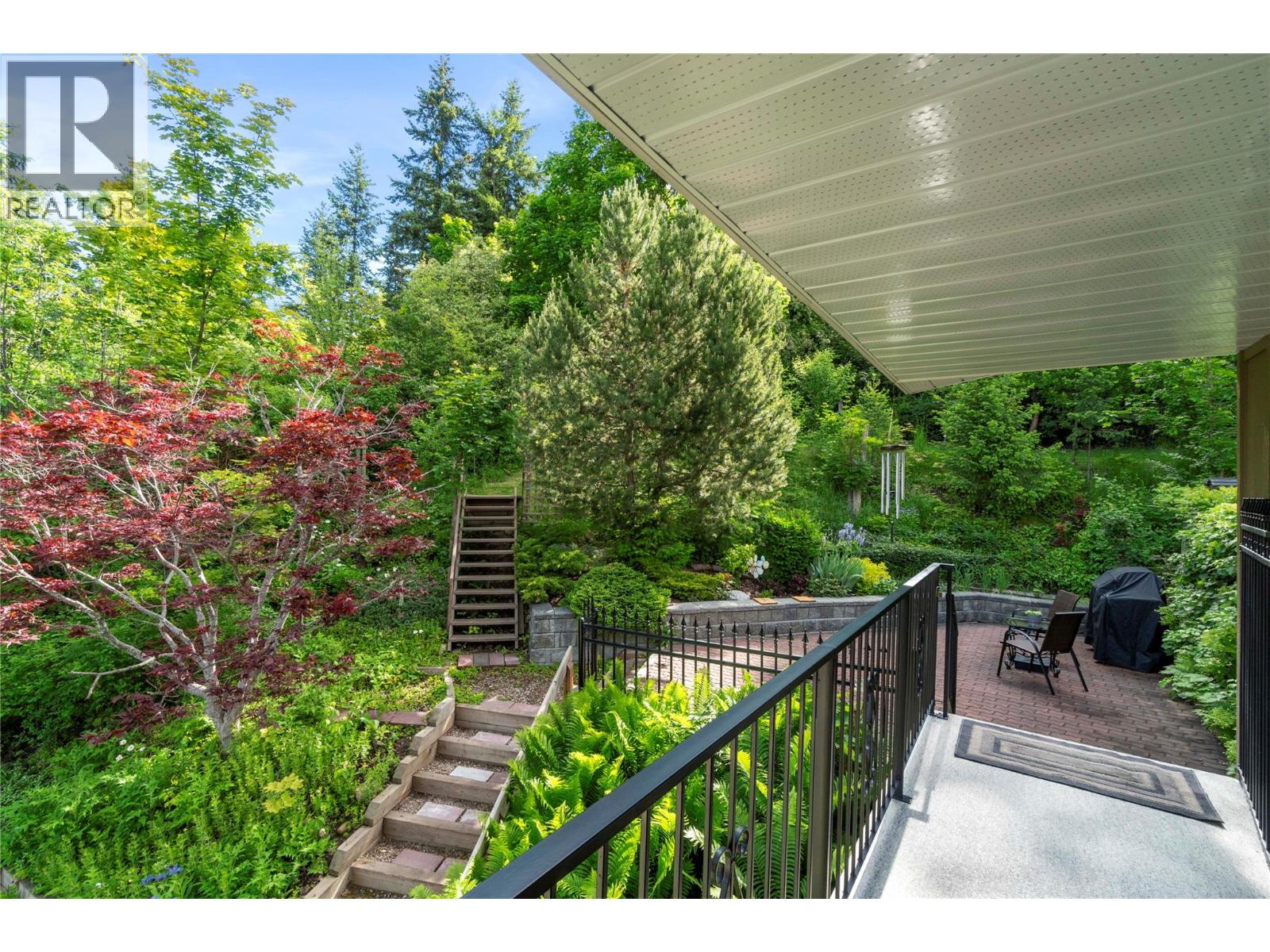 1280 Lakeshore Road NE, Salmon Arm