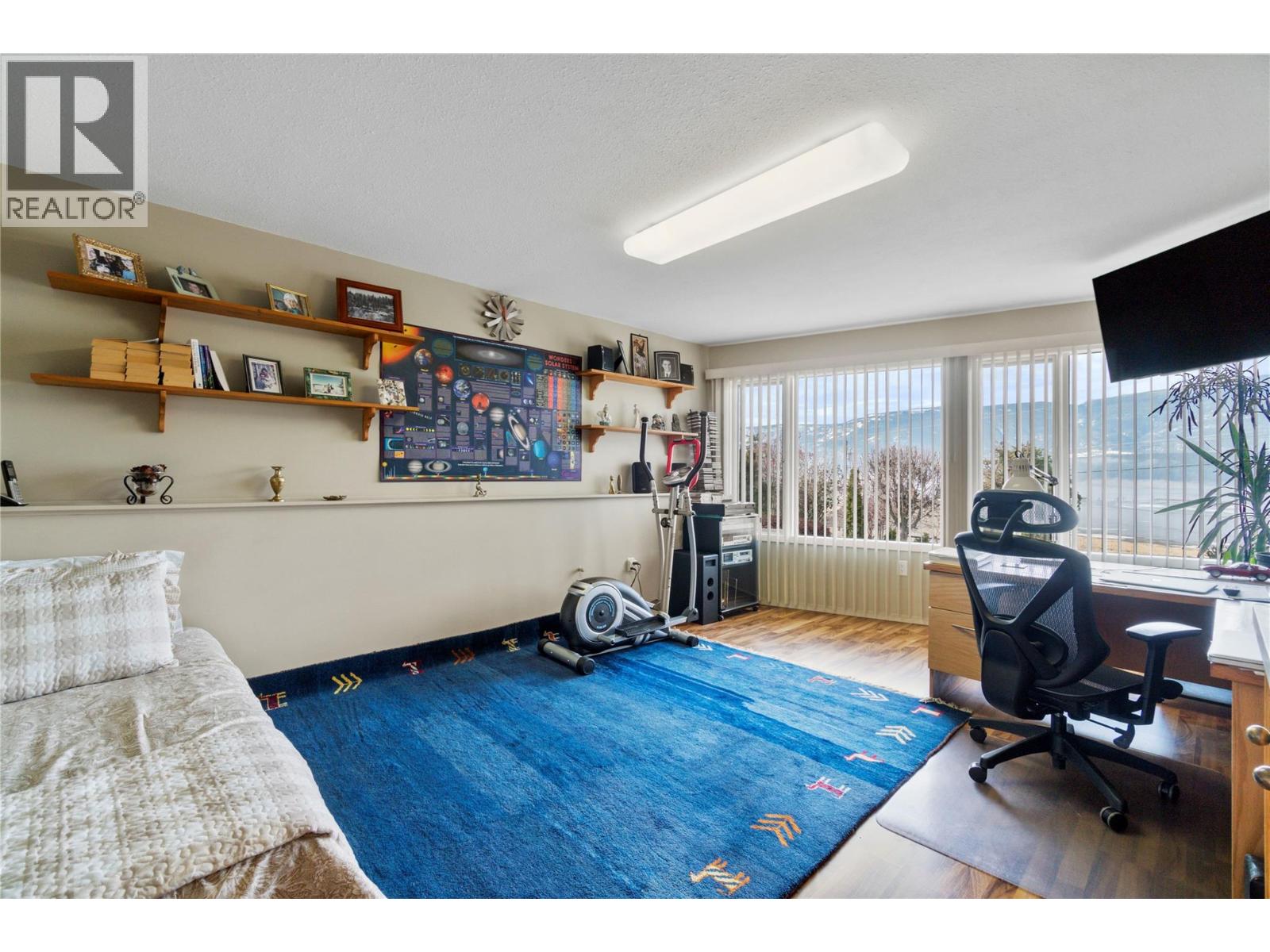 1280 Lakeshore Road NE, Salmon Arm