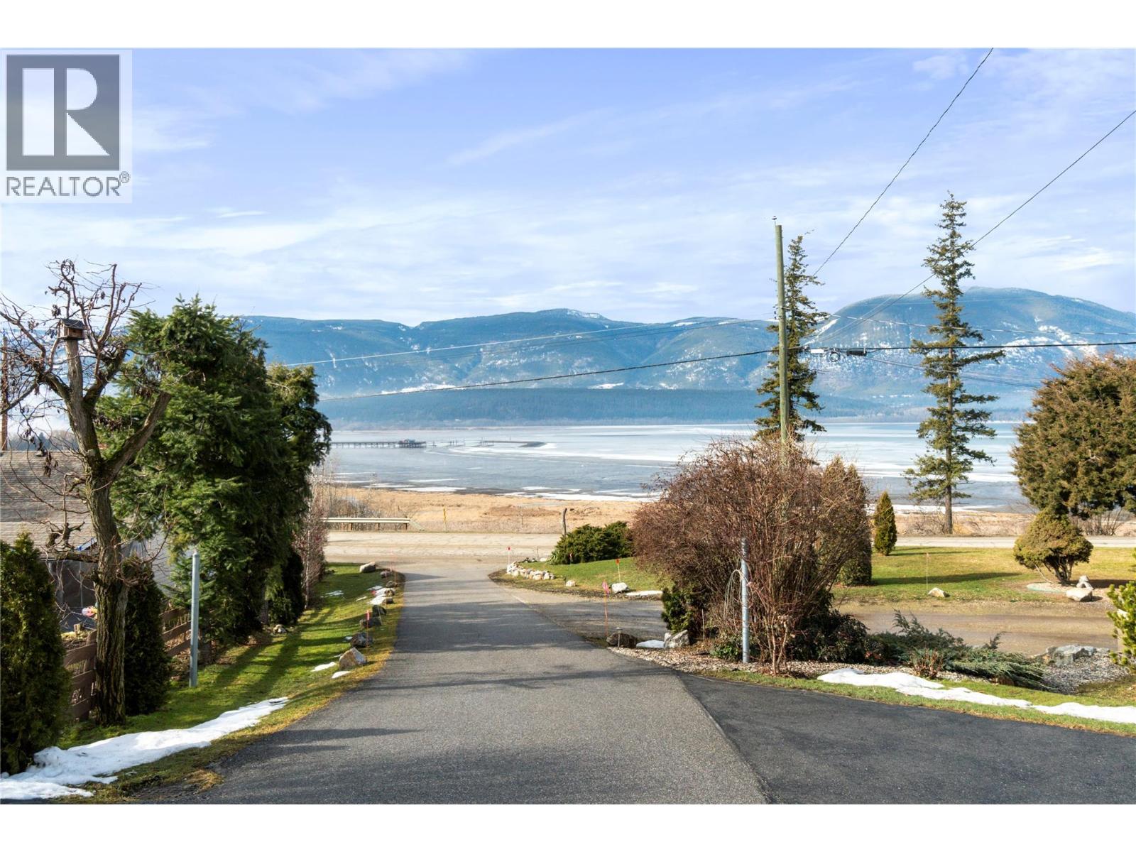 1280 Lakeshore Road NE, Salmon Arm