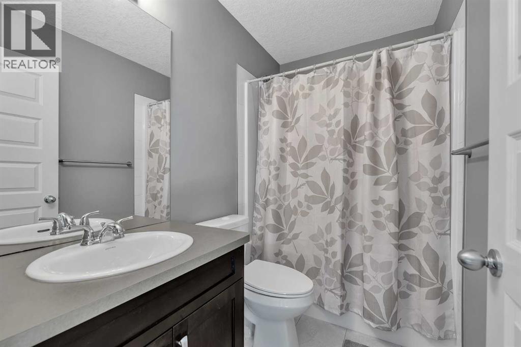 130 Heritage Drive, Cochrane