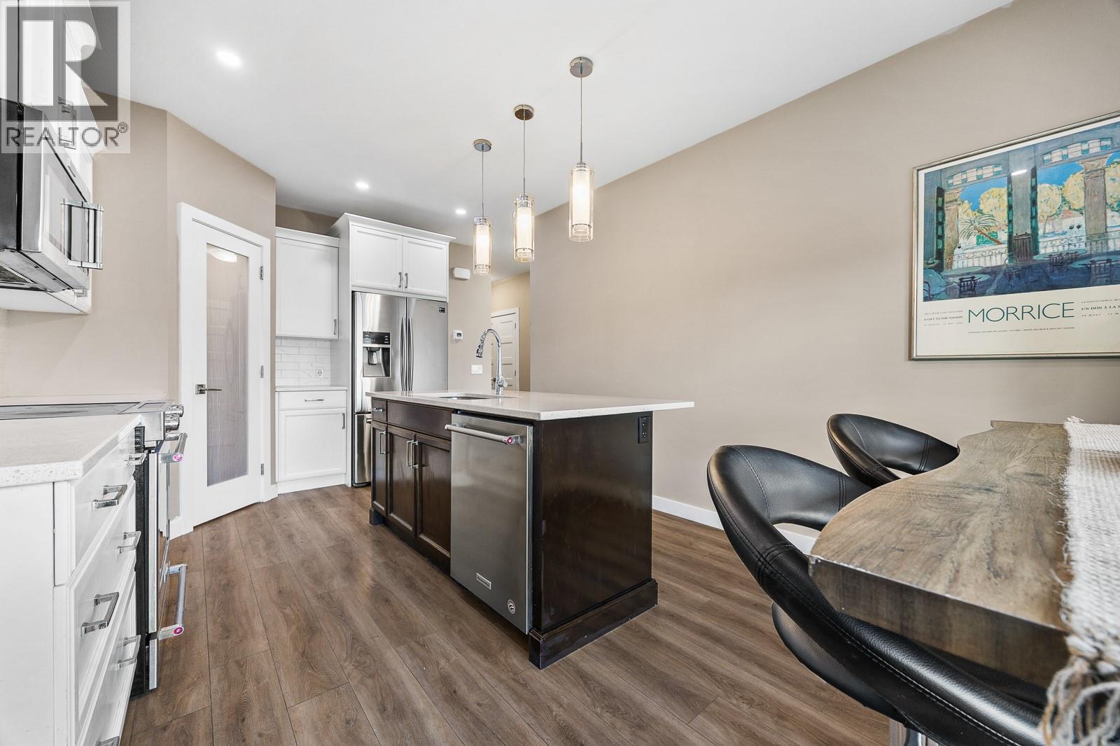 687 Acadia Street, Kelowna