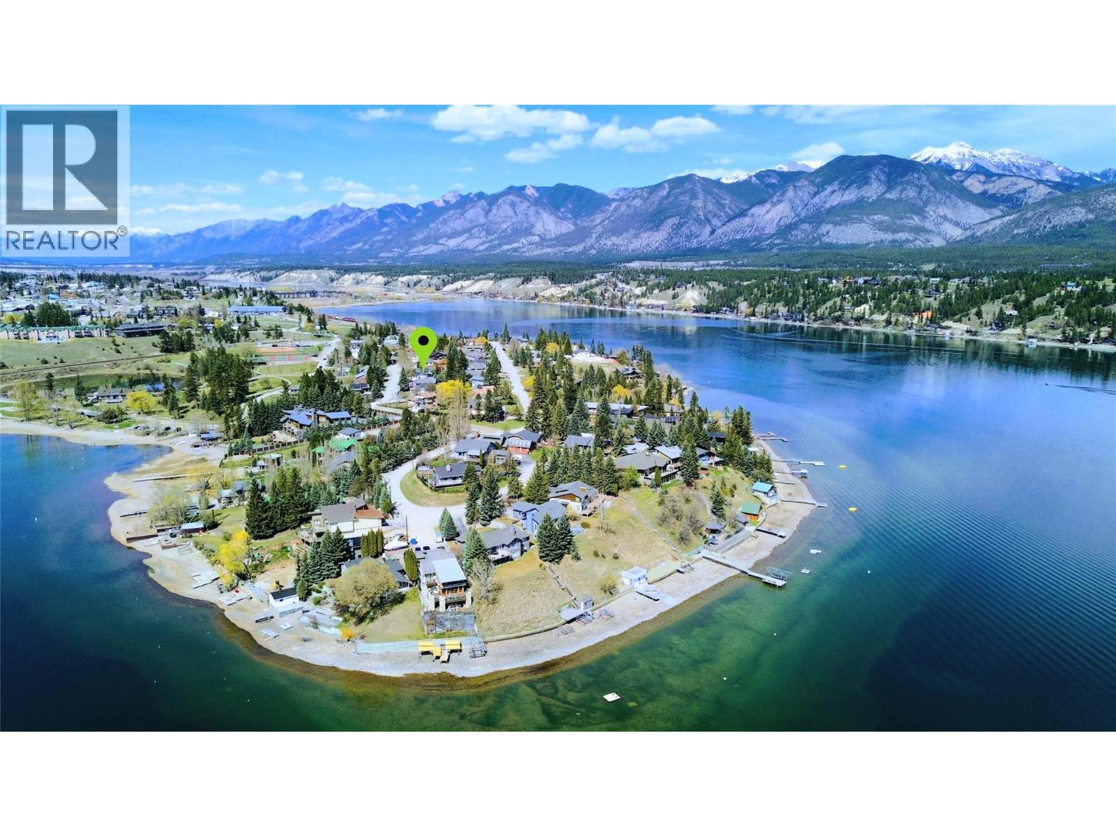 1707 3rd Avenue, Invermere