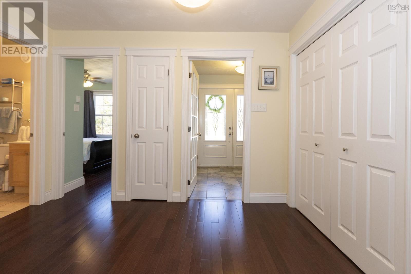 Property 11 of 50 of 128 Riverbend Drive