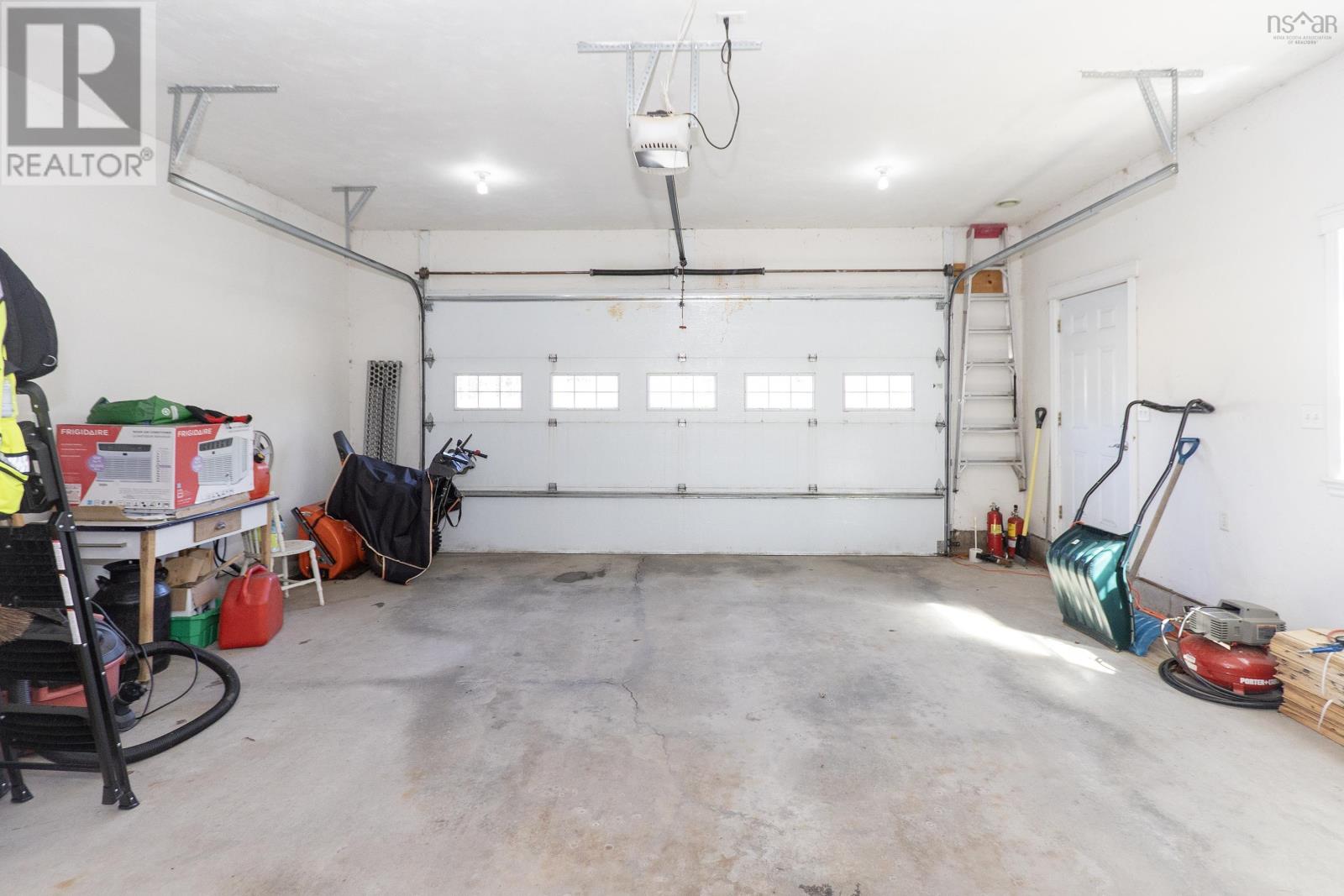 Property 27 of 50 of 128 Riverbend Drive