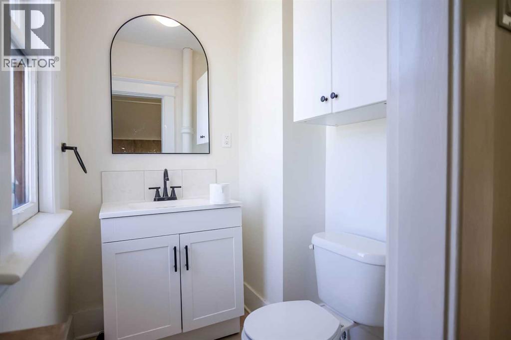 Single Family House for Sale in  Memorial Drive NW Sunnyside Calgary 