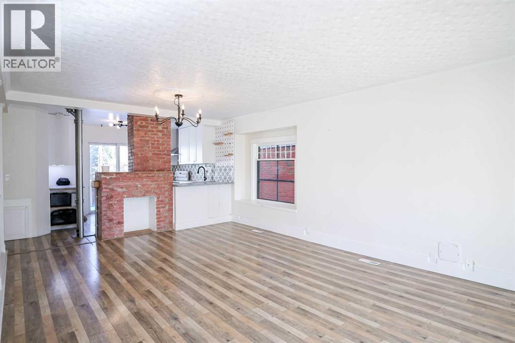 Single Family House for Sale in  Memorial Drive NW Sunnyside Calgary 