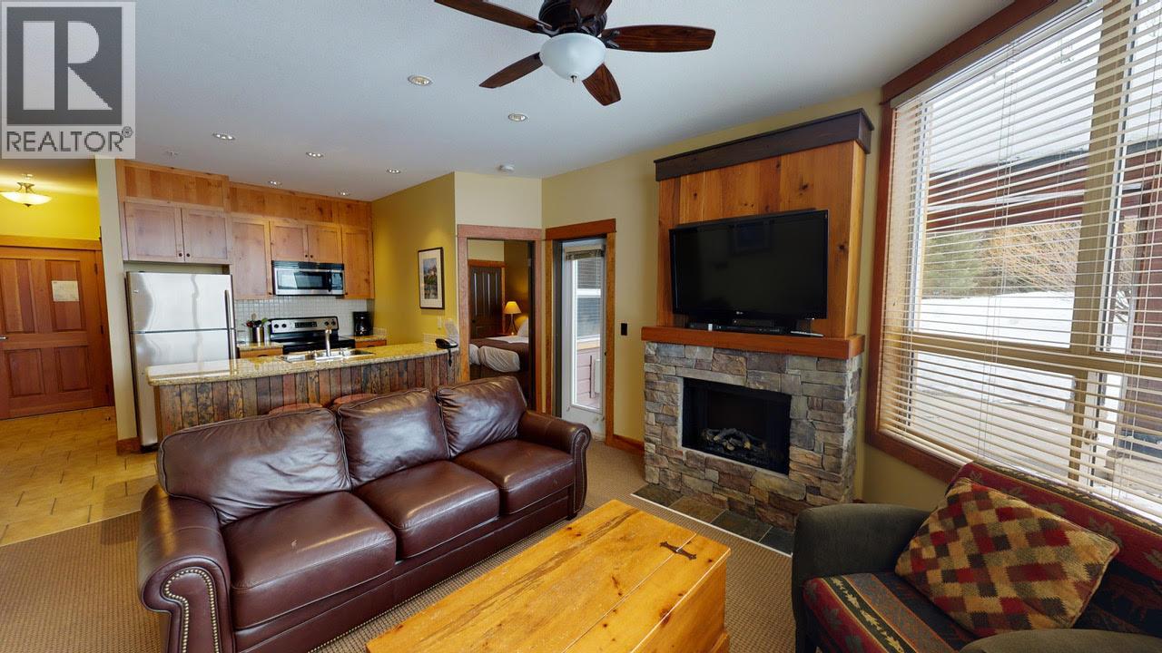 4559 TIMBERLINE Crescent Unit# 613D, Fernie