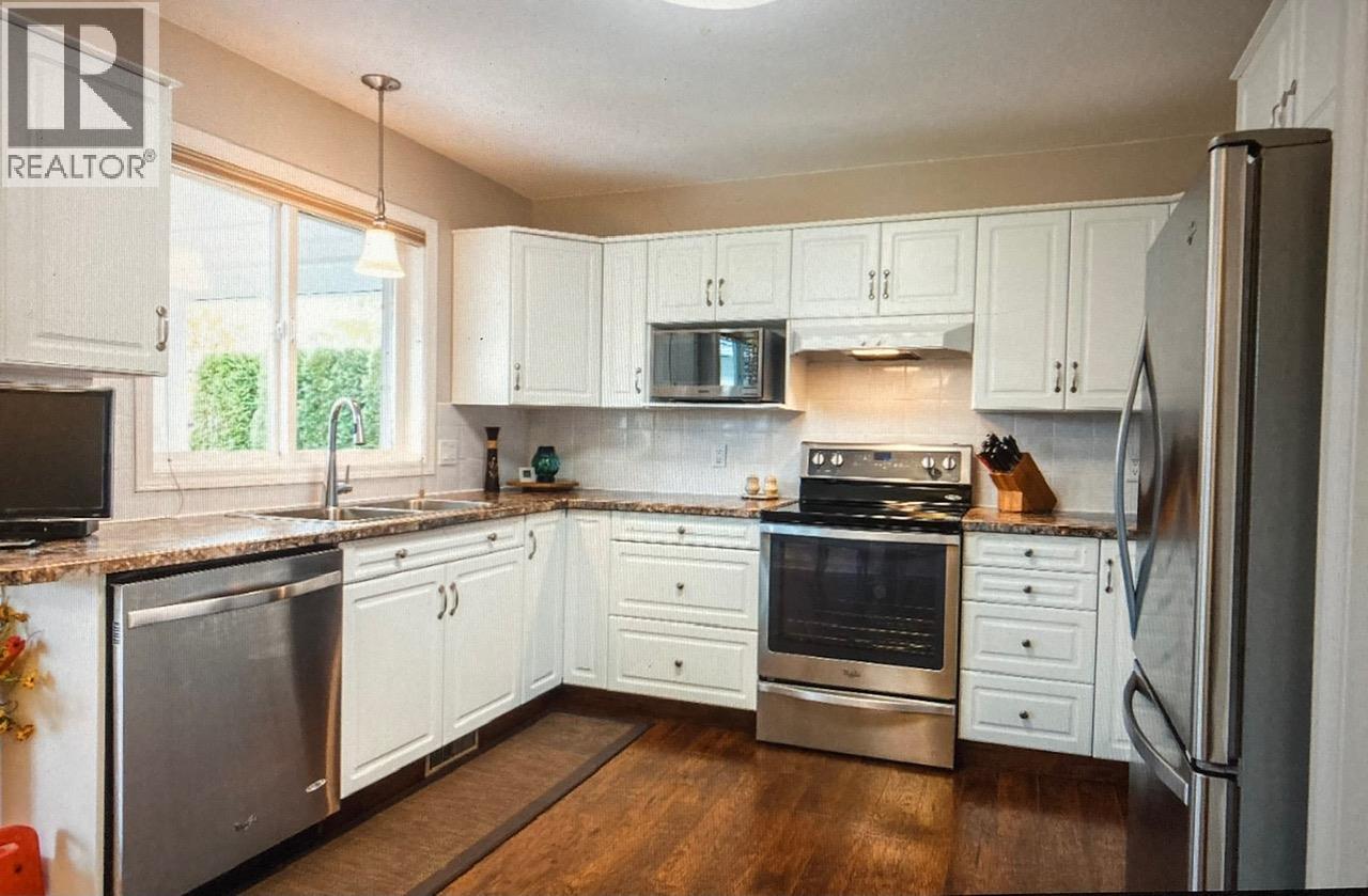 3397 14th Avenue, Castlegar