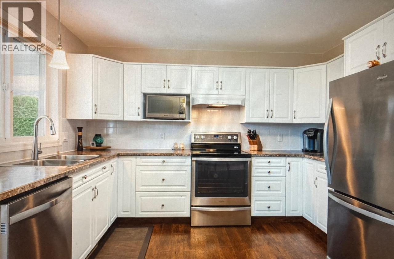 3397 14th Avenue, Castlegar