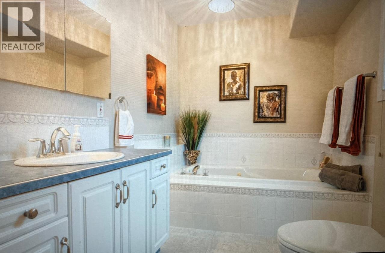 3397 14th Avenue, Castlegar