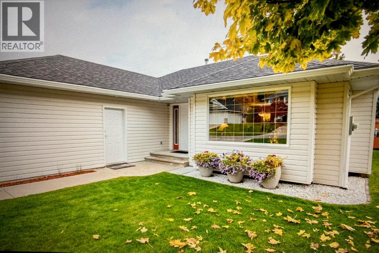 3397 14th Avenue, Castlegar