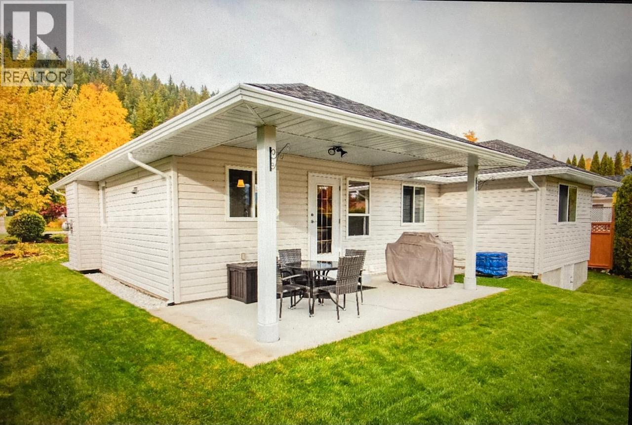 3397 14th Avenue, Castlegar