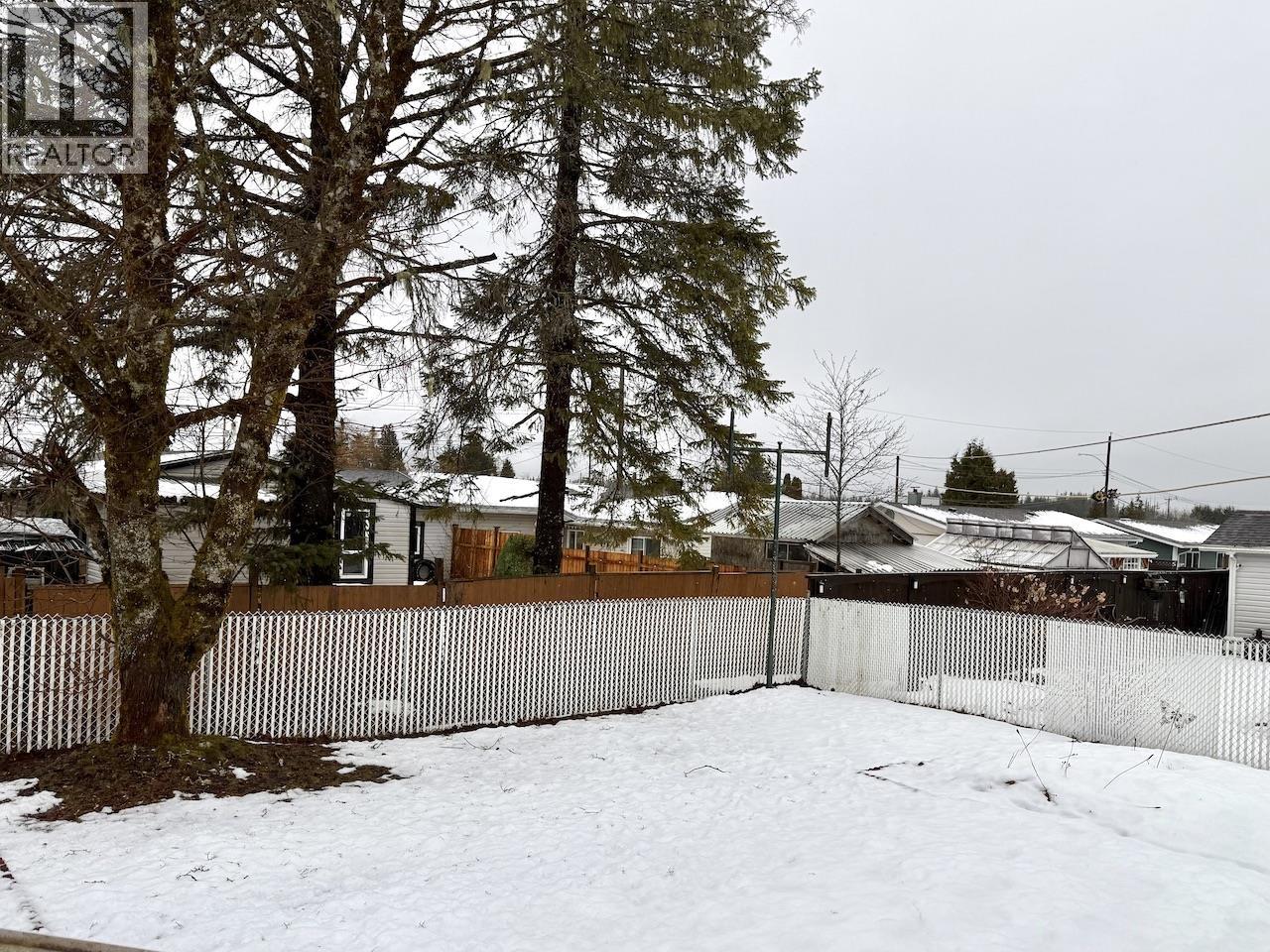 39 SWALLOW STREET - 17