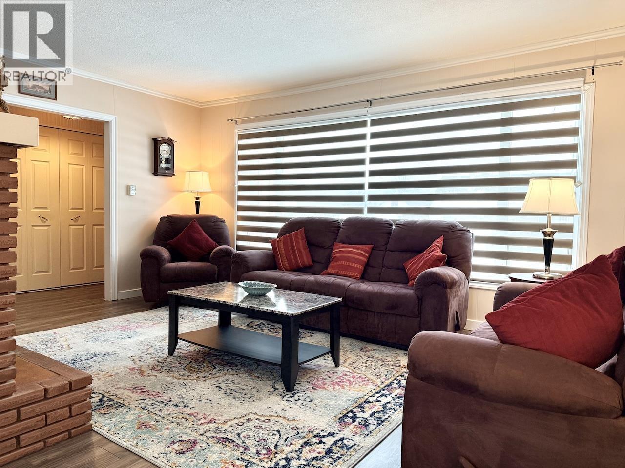 39 SWALLOW STREET - Image 3