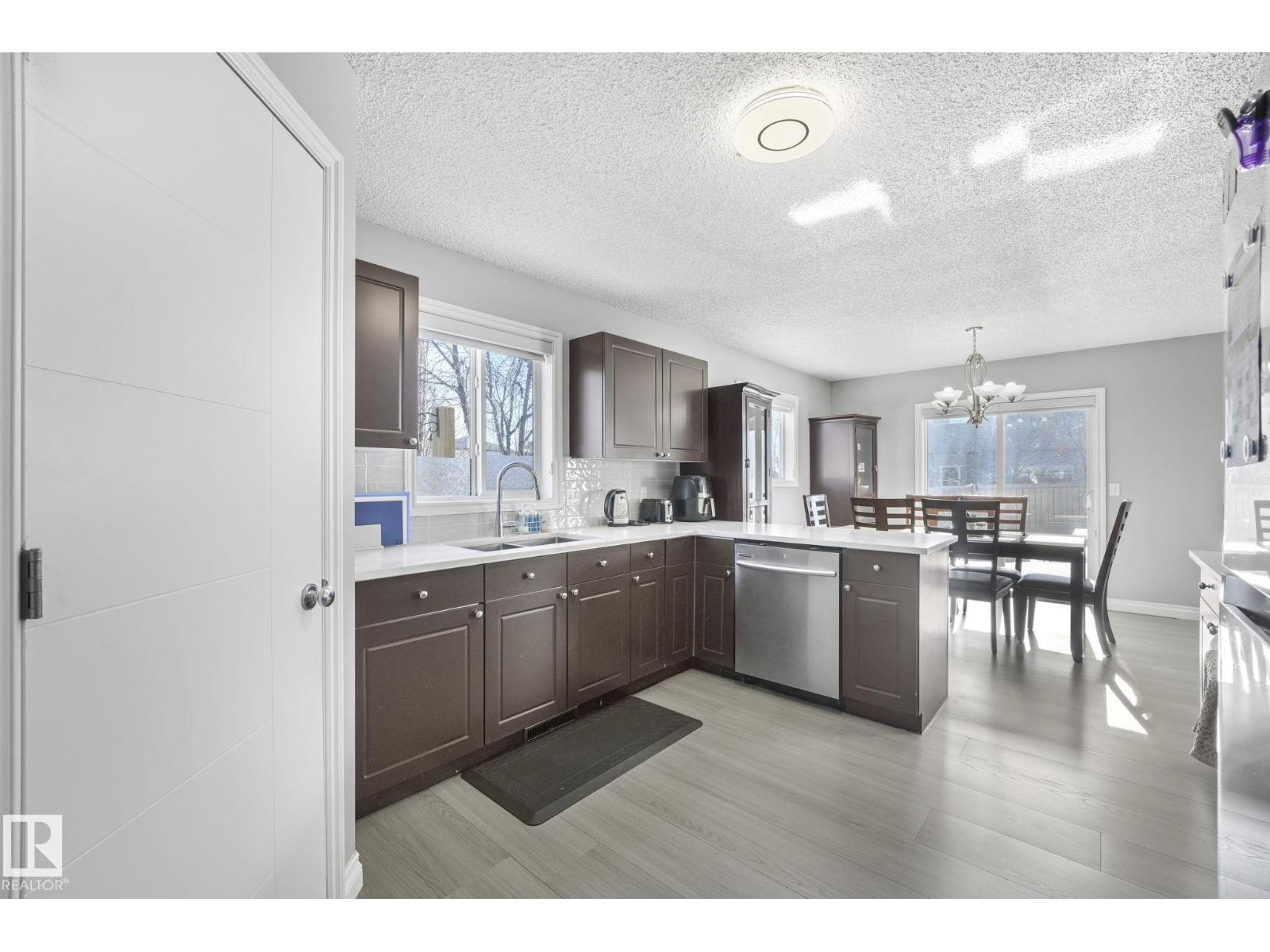 3504 21 ST NW - 9