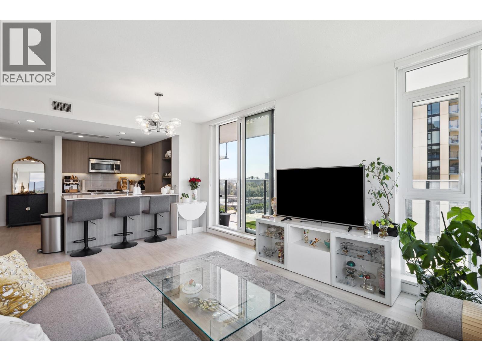 1207 1471 HUNTER STREET, North Vancouver