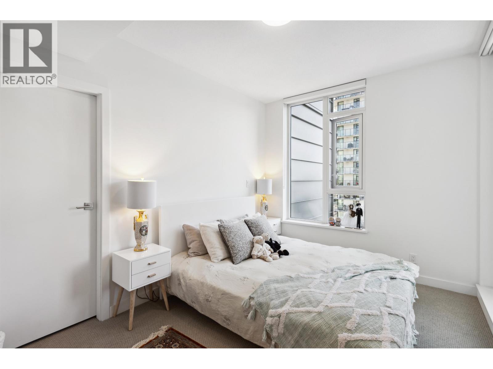 1207 1471 HUNTER STREET, North Vancouver