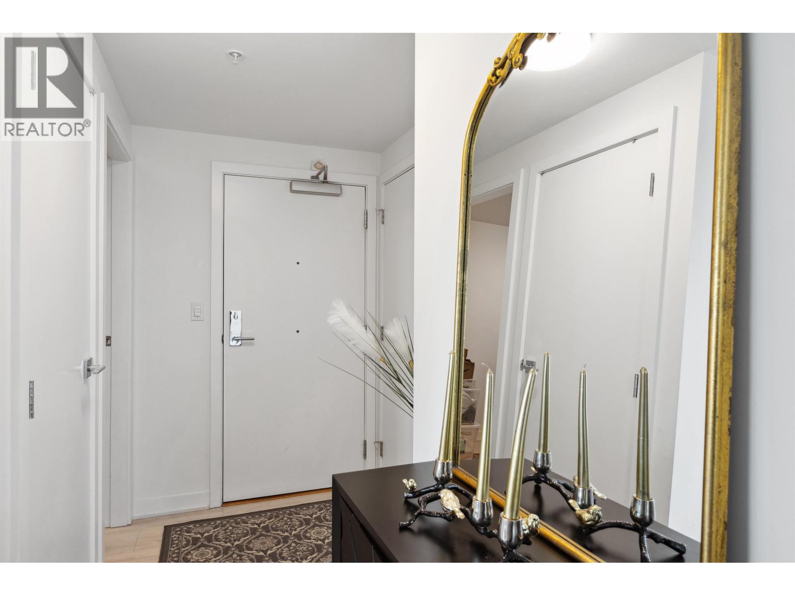 1207 1471 HUNTER STREET, North Vancouver