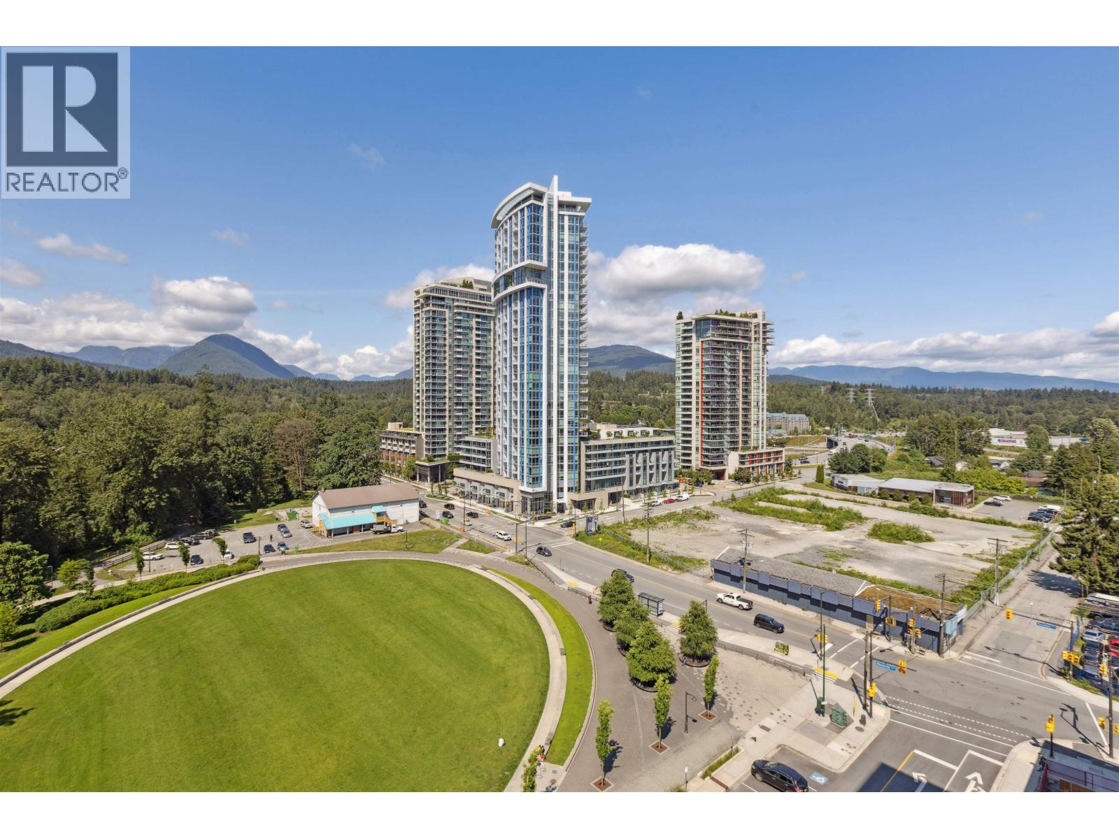 1207 1471 HUNTER STREET, North Vancouver