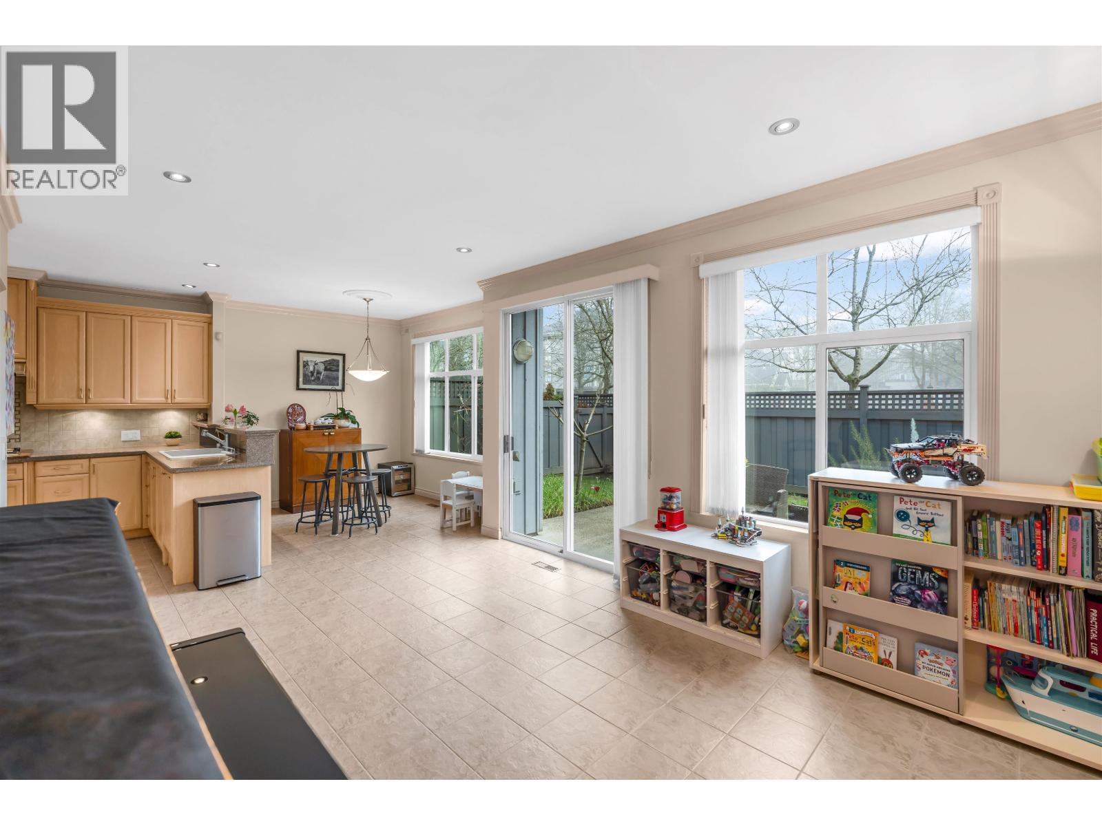 #5-3555 WESTMINSTER Highway, Richmond