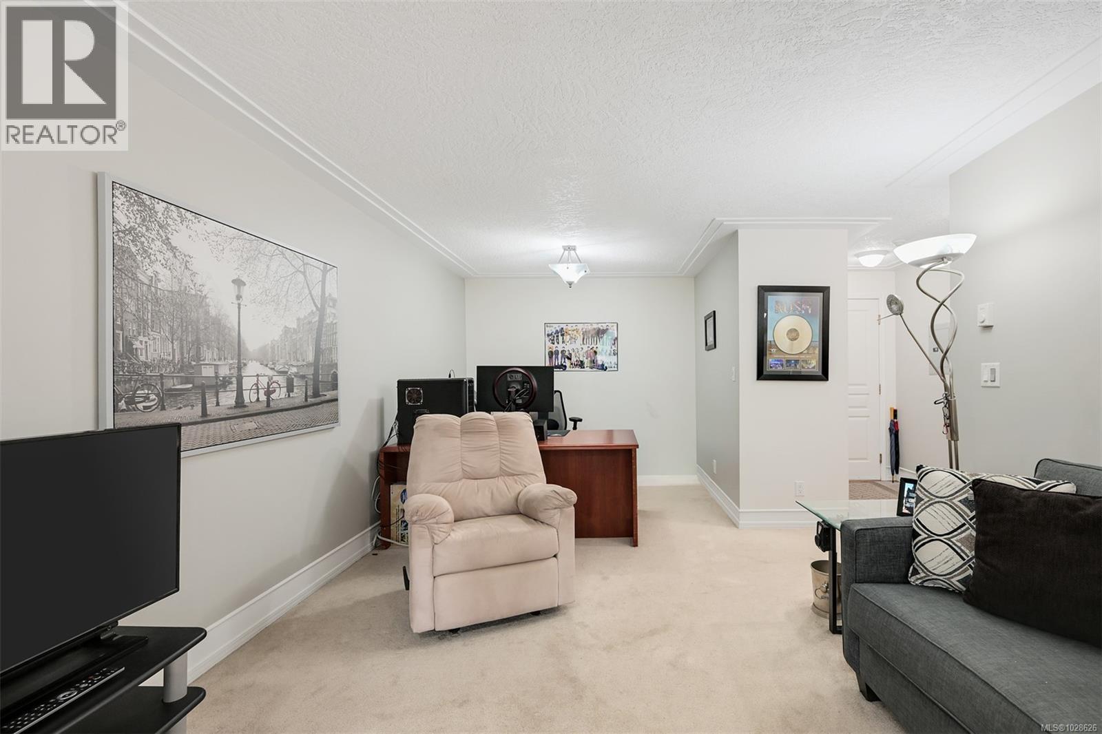 #208 894 VERNON AVE - 12