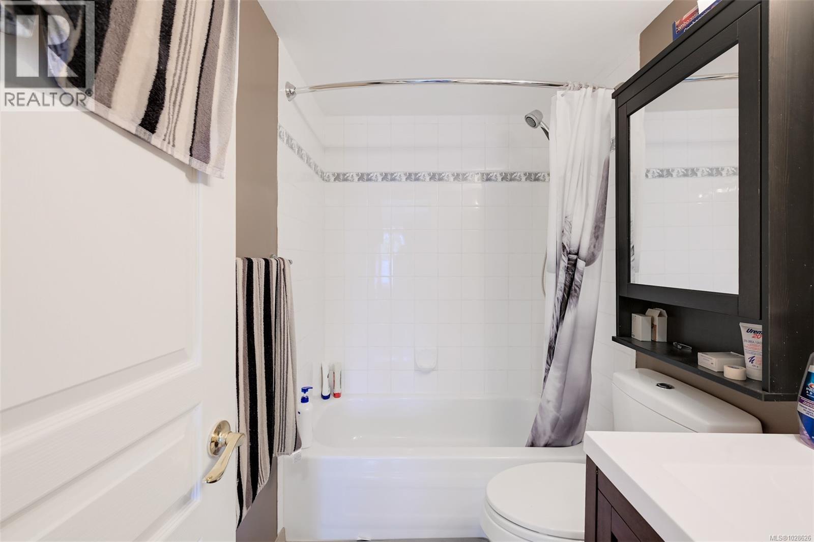 #208 894 Vernon Ave - 25