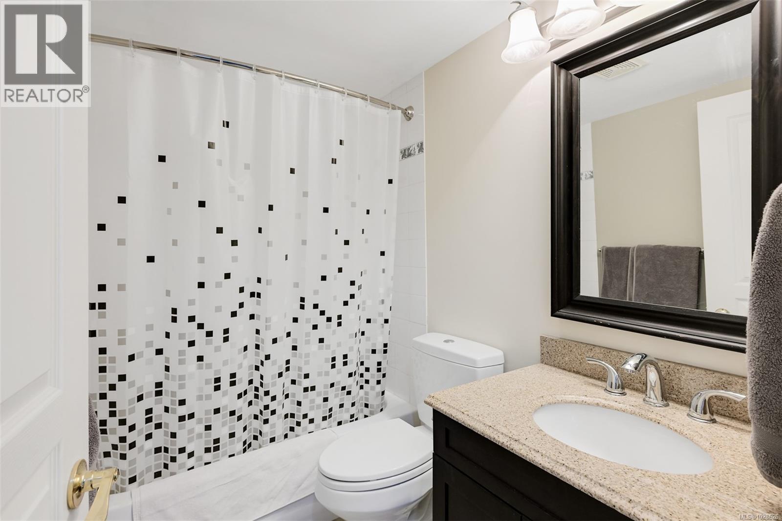 #208 894 Vernon Ave - 26