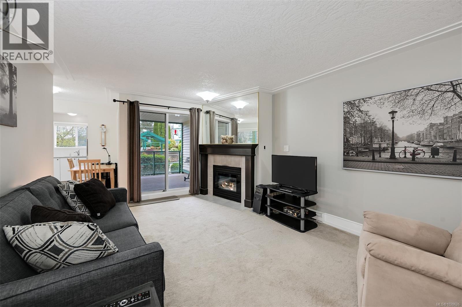 #208 894 VERNON AVE - 5