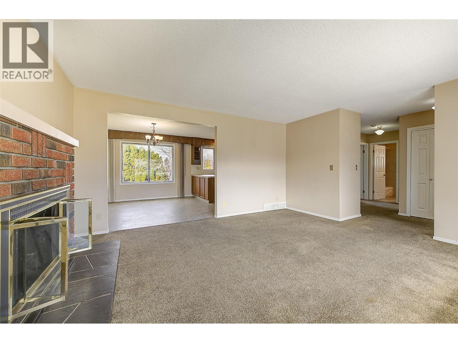 350 Leathead Road, Kelowna