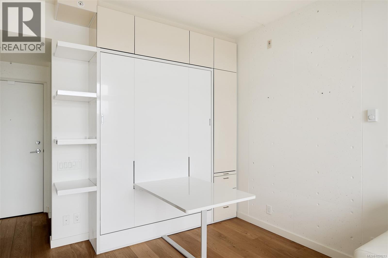 #213 456 PANDORA AVE - 14