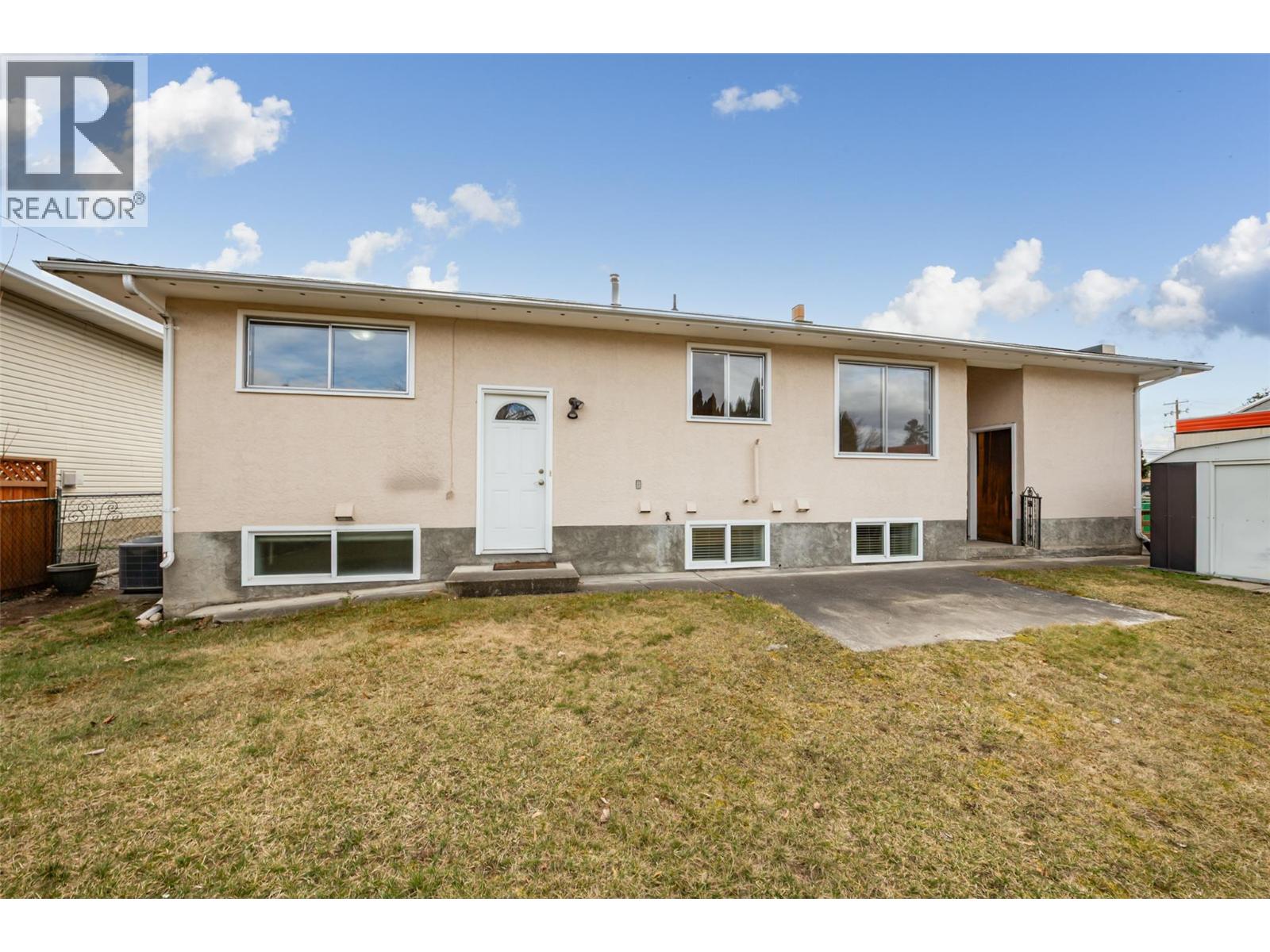 350 Leathead Road, Kelowna