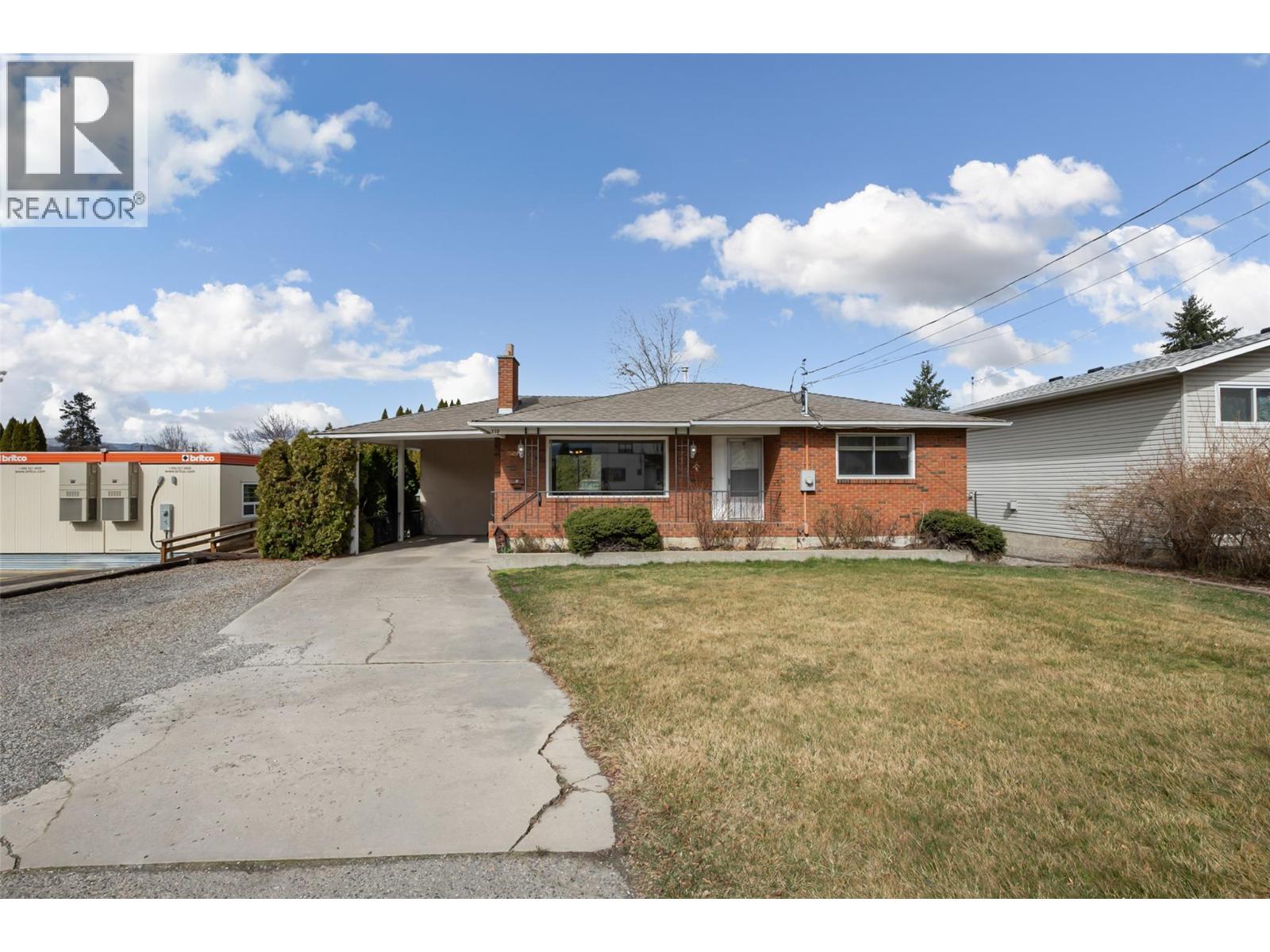350 Leathead Road, Kelowna