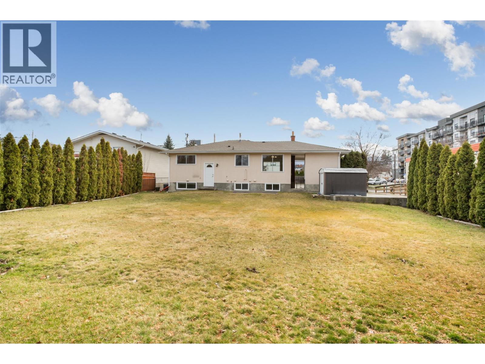 350 Leathead Road, Kelowna