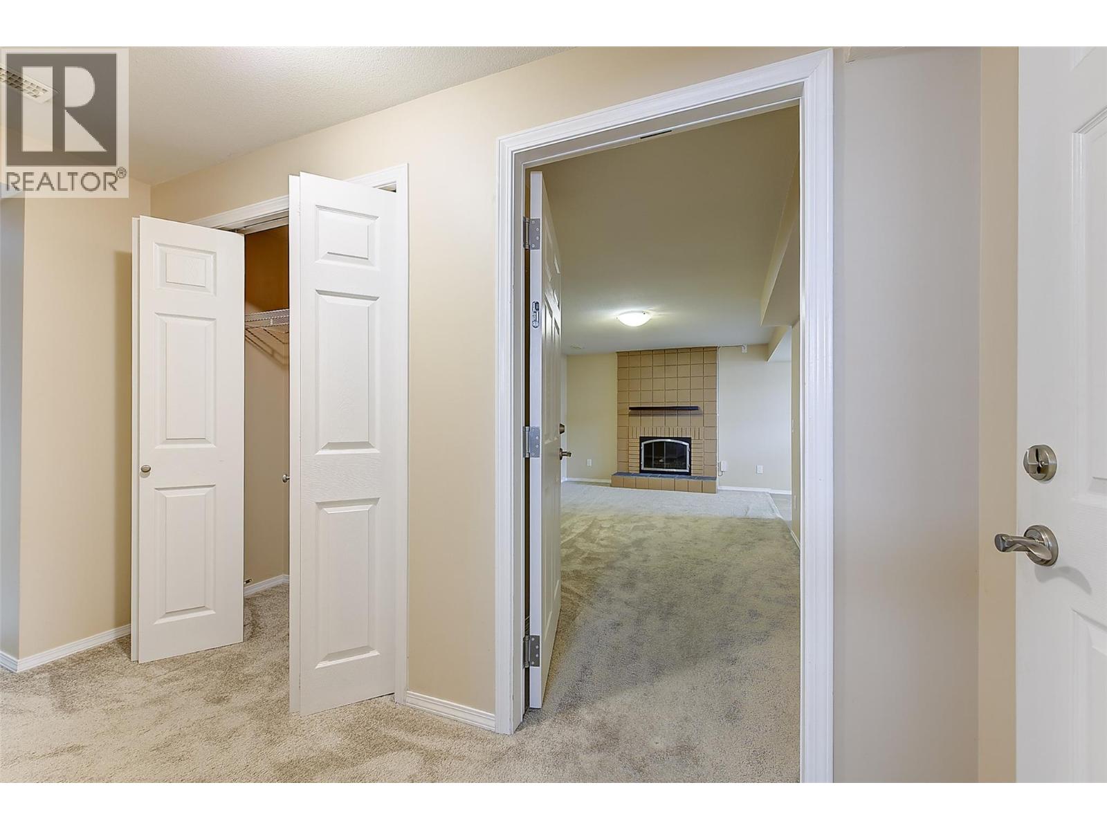 350 Leathead Road, Kelowna