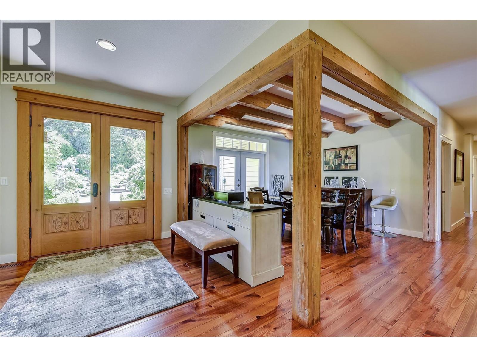 3672 Luxmoore Road, Kelowna