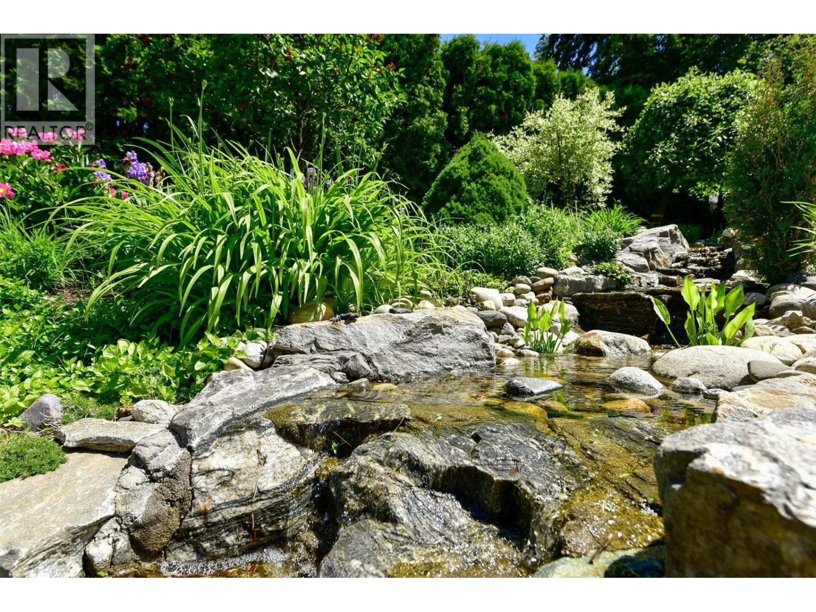 3672 Luxmoore Road, Kelowna