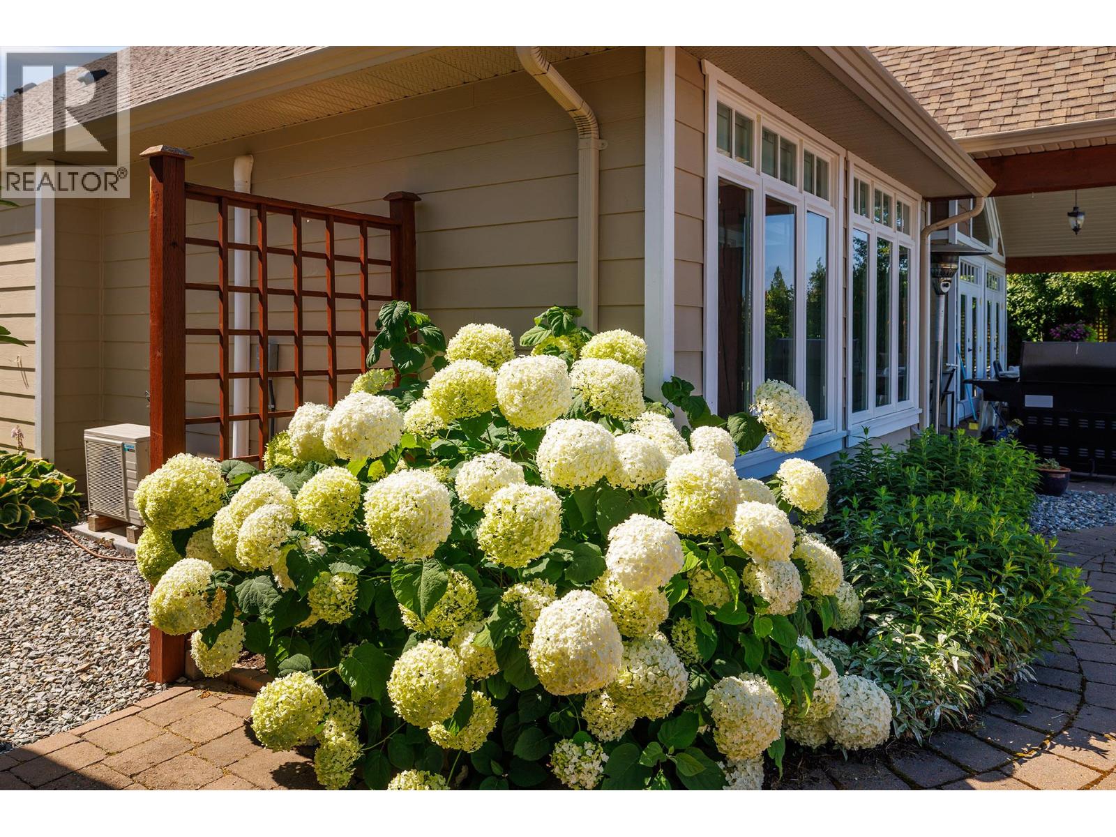 3672 Luxmoore Road, Kelowna