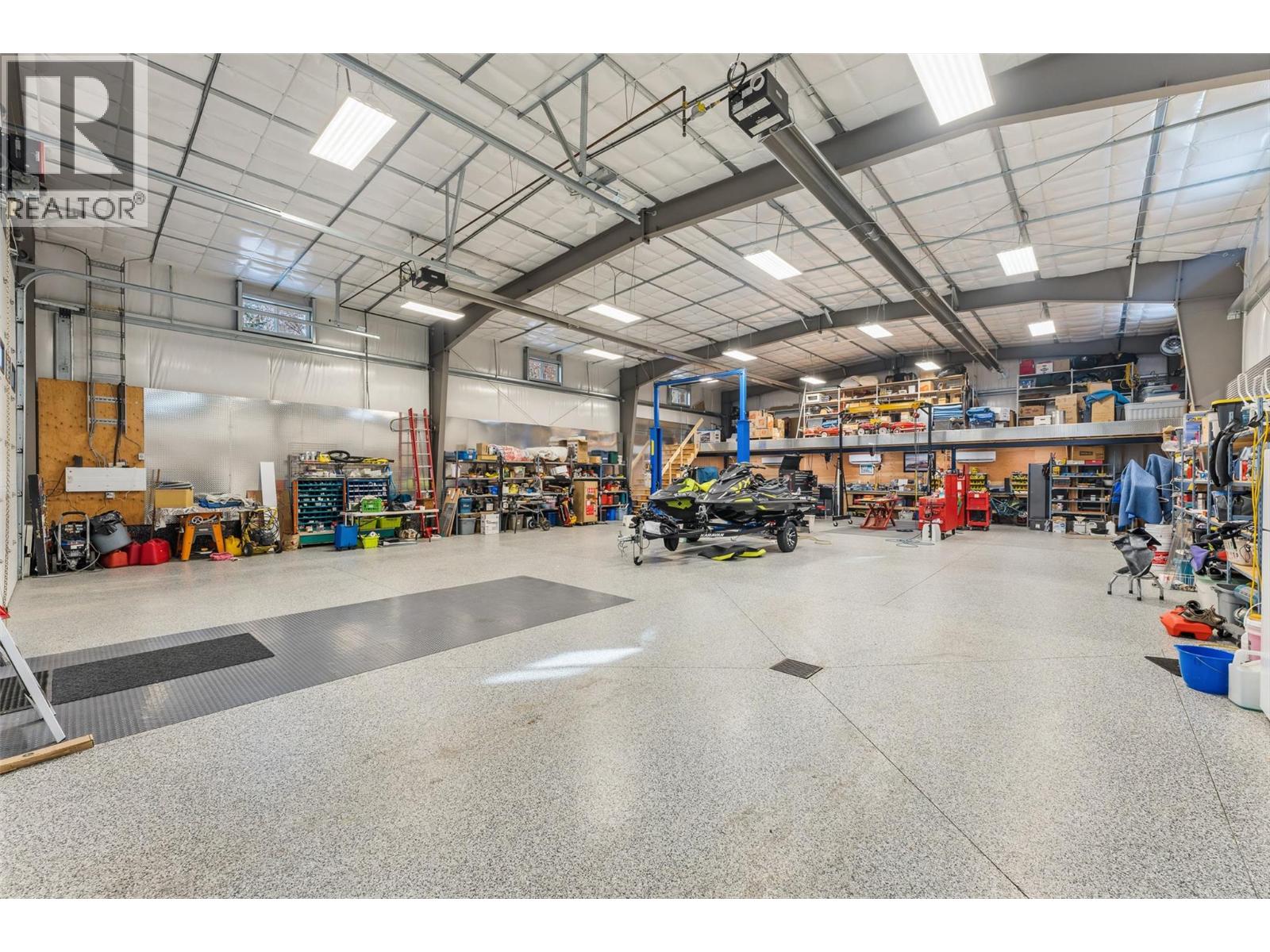 3672 Luxmoore Road, Kelowna