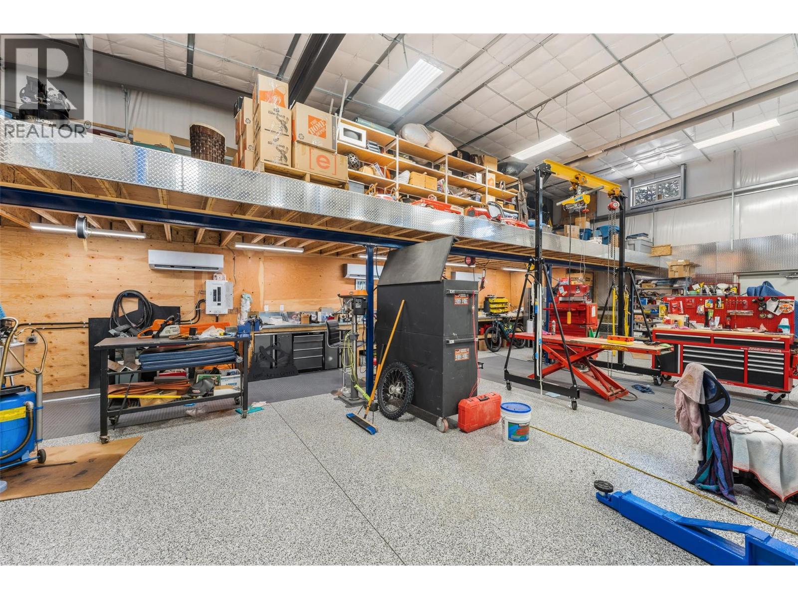 3672 Luxmoore Road, Kelowna