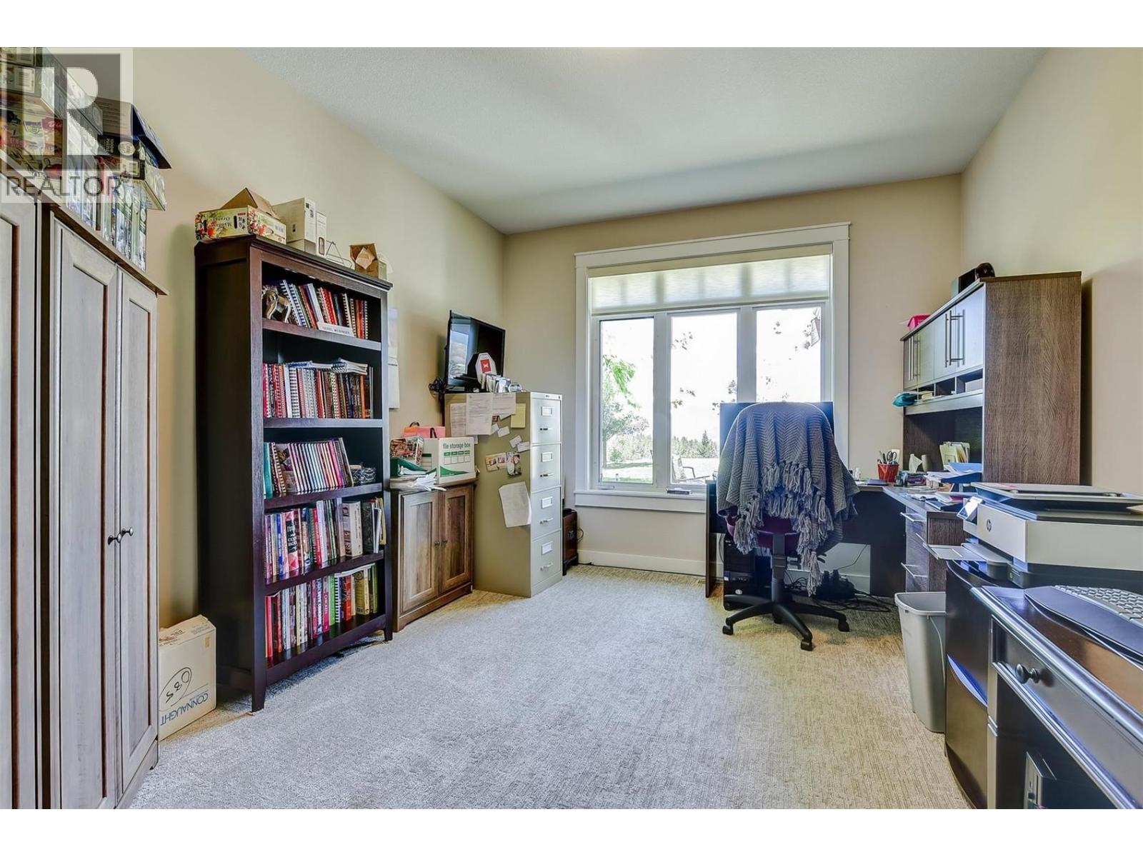 3672 Luxmoore Road, Kelowna