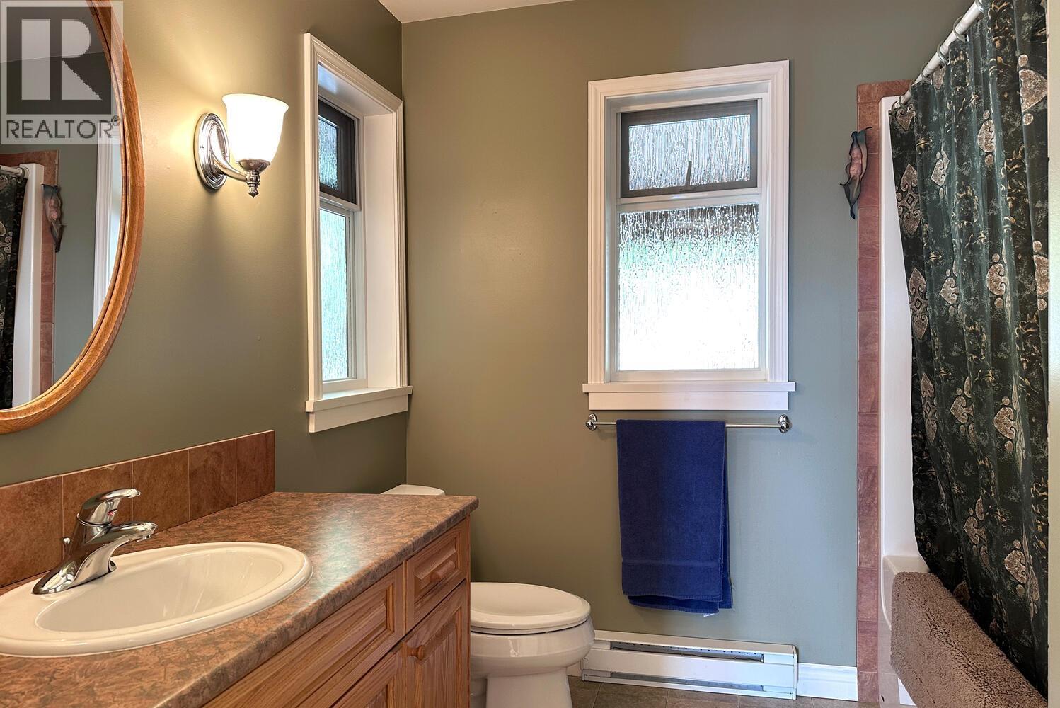 4862 HOTEL LAKE ROAD, Garden Bay