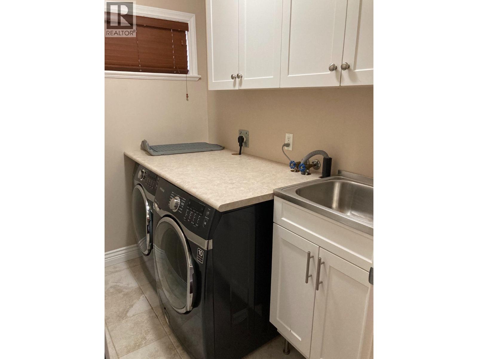 MAIN 10345 244 STREET, Maple Ridge