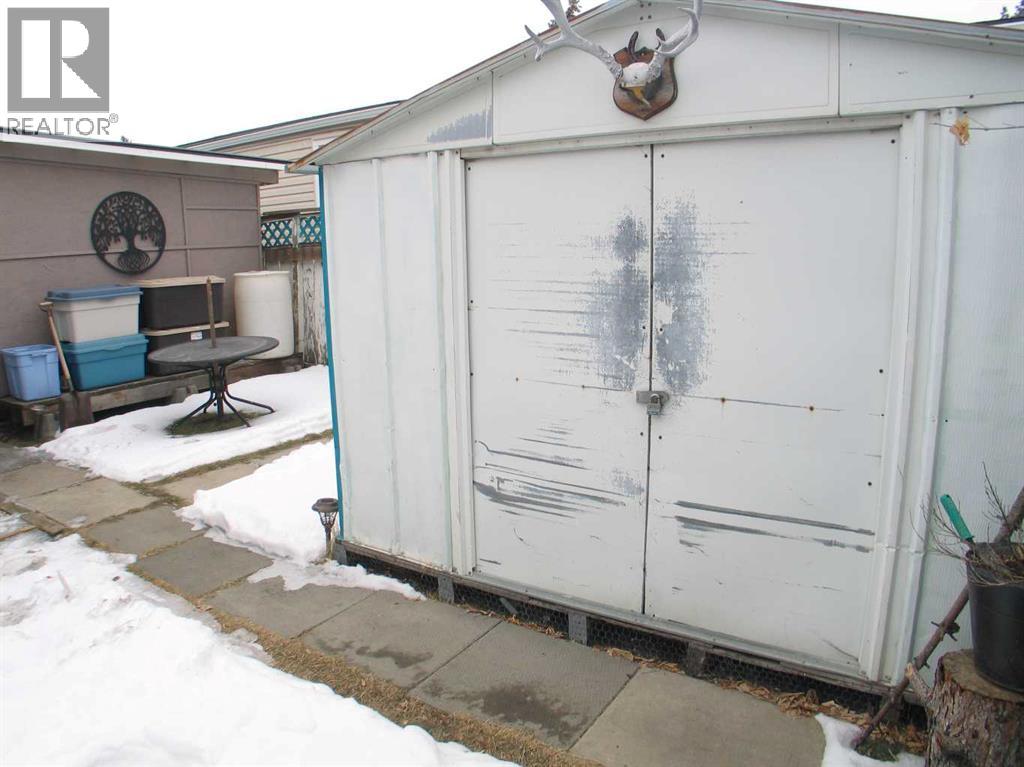 Single Family House Mobile Home for Sale in    Street NW Greenwood/Greenbriar Calgary 